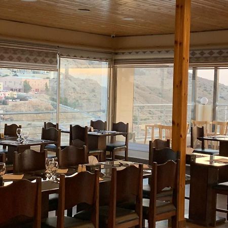וואדי מוסא Shaqilath Hotel מראה חיצוני תמונה