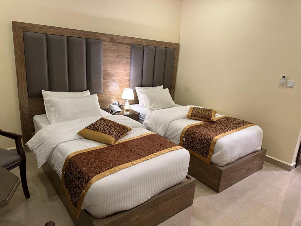 וואדי מוסא Shaqilath Hotel מראה חיצוני תמונה